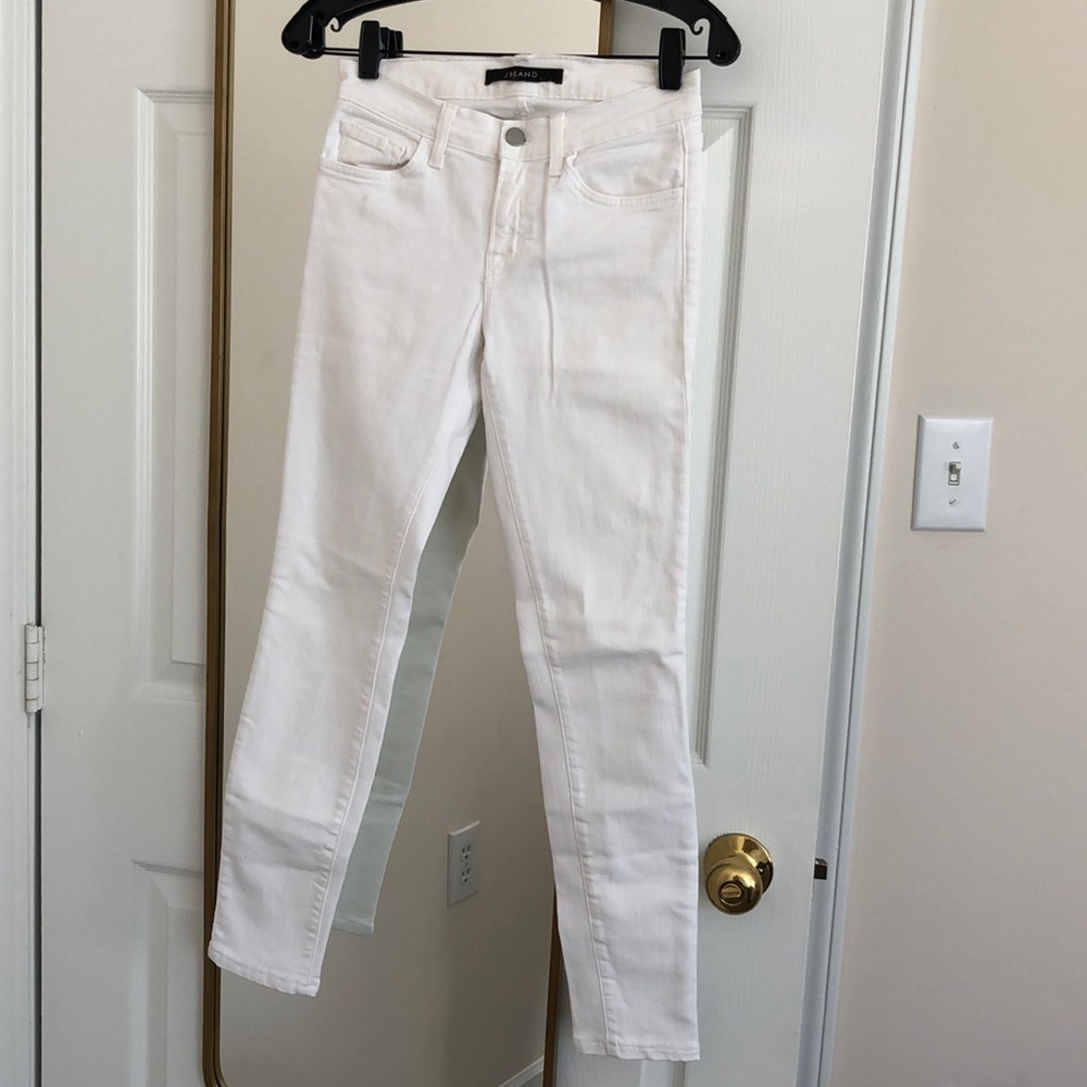J brand stretchy white skinny jeans 👖